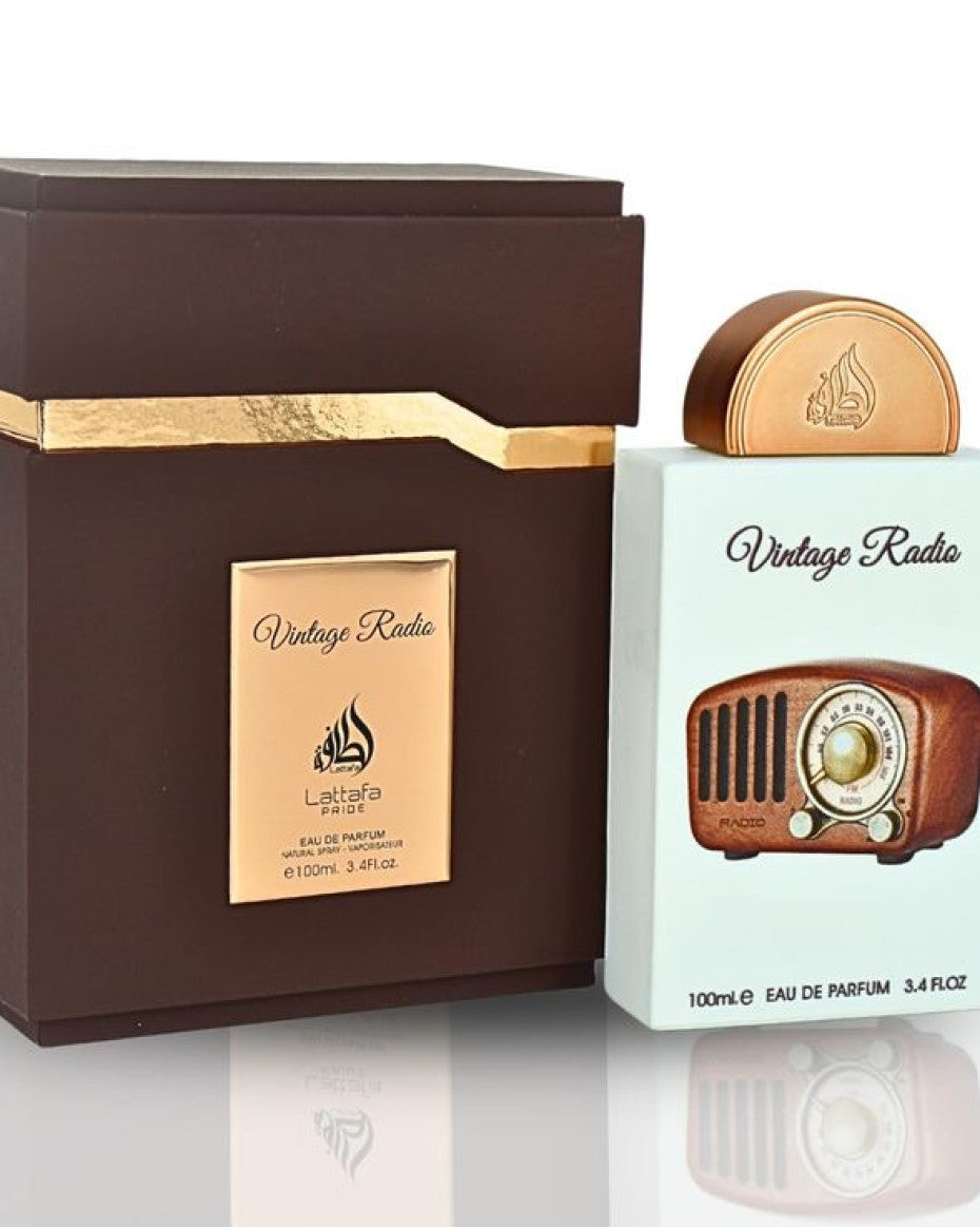Vintage Radio - FRAGRANCESBYMAGOLD